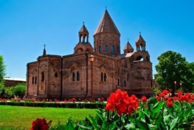 echmiadzin-cathedral-e1488227092804